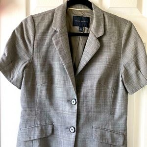 Short sleeve jacket blazer lined